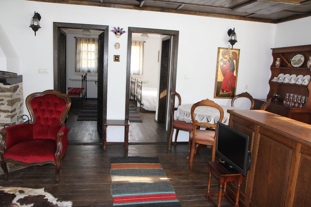 Отель New Bakalov House Боженците Номер фото