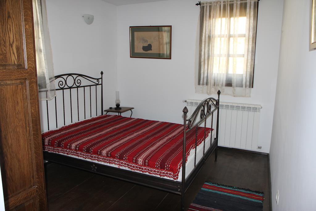Отель New Bakalov House Боженците Номер фото